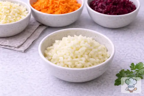 Фото 7-го шага: Селёдка под шубой классическая